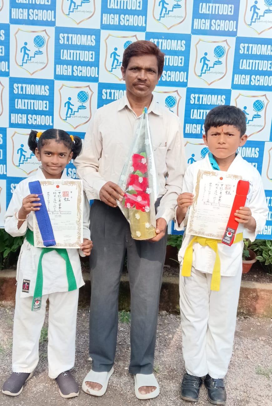 WhatsApp Image 2025-10-27 at 9.00.49 PM