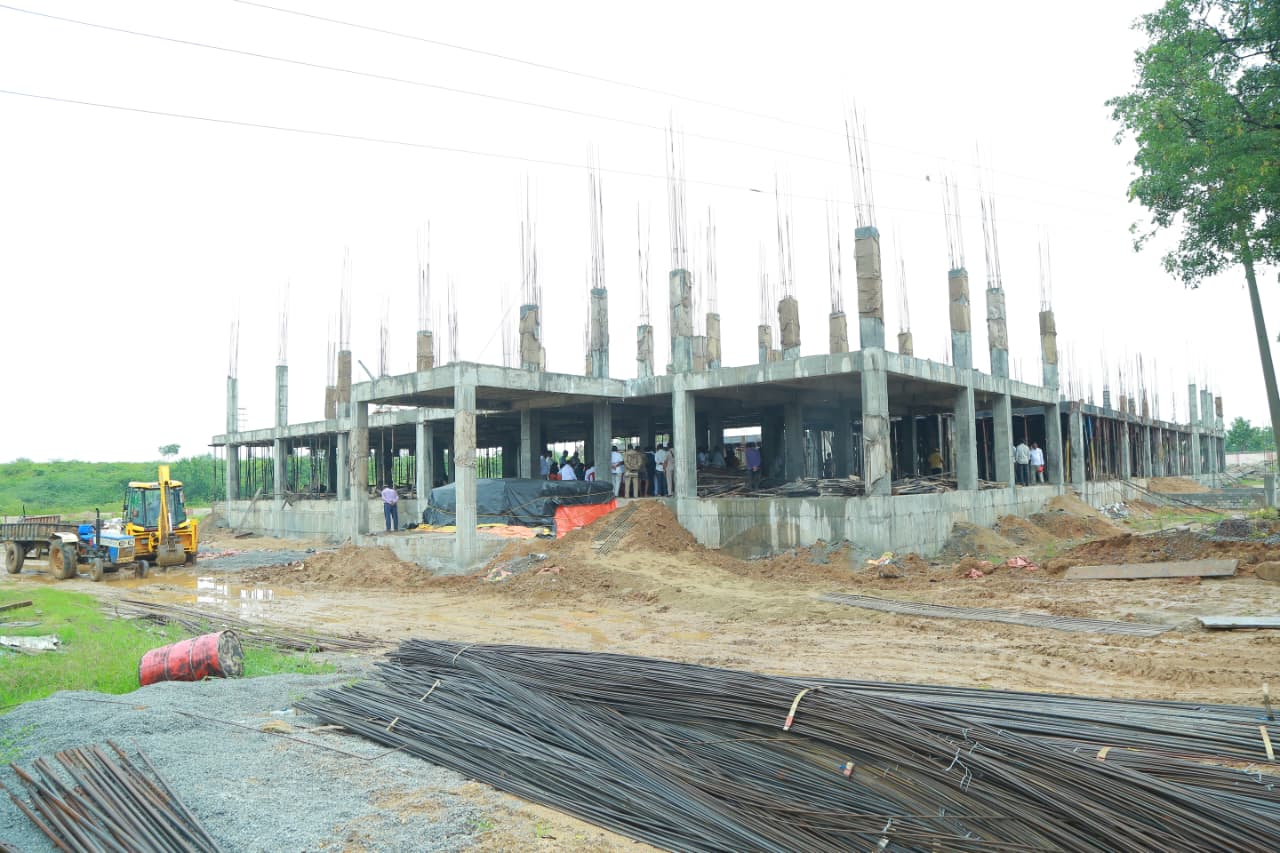 WhatsApp Image 2025-11-04 at 5.52.49 PM (1)