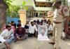 టీసీల కోసం విద్యార్థుల ధర్నా.