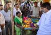 ‎ప్రజలతో డిప్యూటీ సీఎం భట్టి విక్రమార్క ఆప్యాయ పలకరింపులు.