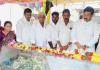 మాజీ ఉప సర్పంచ్ కుటుంబాన్ని పరామర్శించిన మాజీ ఎమ్మెల్యే.