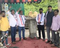 పూలే విగ్రహాన్ని కూల్చిన దుండగులను కఠినంగా శిక్షించాలి.    