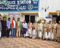 నాచారం పోలీస్ సిబ్బందికి దీపావళి శుభాకాంక్షలు 