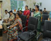 పోలీస్ అమరవీరుల కుటుంబ సభ్యులతో పోలీస్ కమిషనర్ బేటి