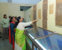 పురావస్తు పరిశోధనశాలను సందర్శించిన వరంగల్ ఎంపీ డాక్టర్ కడియం కావ్య