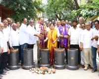 భూగర్భ డ్రైనేజీ పనులకు శ్రీకారం