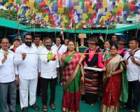 వరంగల్‌లో టిబెటియన్ ఉలెన్ స్వెటర్ మార్కెట్ ప్రారంభం.