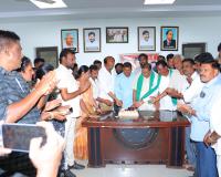 నియోజకవర్గ వ్యాప్తంగా ఘనంగా మంత్రి పొంగులేటి జన్మదిన వేడుకలు.!