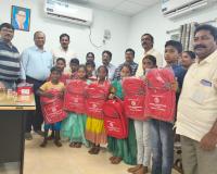 సింగరేణి సి.ఎస్.ఆర్. నిధులతో విద్యార్థులకు స్కూల్ సామగ్రి పంపిణీ.!