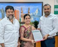 అభివృద్ధి పనులపై జిహెచ్ఎంసి కమిషనర్‌కి వినతిపత్రం కార్పొరేటర్ 