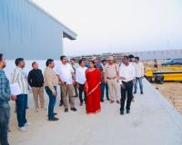 రైల్వే మ్యాన్ ఫ్యాక్చరింగ్ పనులను పరిశీలించిన ఎంపీ కావ్య, ఎమ్మెల్యే నాగరాజు