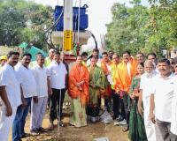 సాయిబాబా కాలనీలో 100 కేవీ కొత్త ట్రాన్స్‌ ఫార్మర్ ప్రారంభించిన రజిత పరమేశ్వర్ రెడ్డి