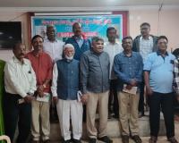 స్ఫూర్తి గ్రూప్ ఆధ్వర్యంలో  పేపర్ బాయ్ టు ఎడిటర్ పుస్తక పరిచయం