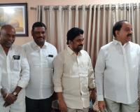 తుమ్మలతో కాంగ్రెస్ శ్రేణులు భేటీ.!