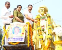 మహాత్మా జ్యోతి రావు ఫూలే వర్ధంతి ..