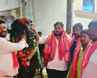 మల్లాపూర్ సదర్ సమ్మేళనంలో నెమలి అనిల్ కుమార్ పాల్గొన్నారు.