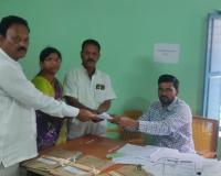 సదాశినిపాలెంలో బీఆర్ఎస్ సర్పంచ్ నామినేషన్ దాఖలు.