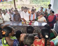 బొల్లికొండ వెంకటేశ్వర్లుకు నివాళులు అర్పించిన జూపెడ సర్పంచ్ నరేందర్ రెడ్డి..