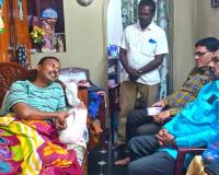 వెలుగు రిపోర్టర్ ను పరామర్శించిన ఐబి ఎస్ఈ మంగళంపూడి వెంకటేశ్వర్లు