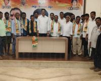 పాలేరులో కాంగ్రెస్ జోరు... 