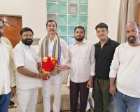 పరమేశ్వర్ రెడ్డికి నూతన సంవత్సర శుభాకాంక్షలు తెలిపిన ఎస్.వి.కృష్ణ