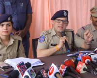 సైబర్ నేరగాళ్ల పట్ల యువత అప్రమత్తంగా ఉండాలి