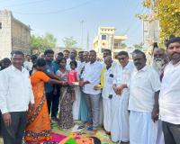 సంక్రాంతి ముగ్గుల పోటీల్లో వెల్టూర్ గ్రామంలో మహిళలకు ప్రోత్సాహం