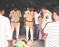 ఓఆర్ఆర్ సర్వీస్ రోడ్డులో ఘోర బైక్ ప్రమాదం  యువకుడు మృతి