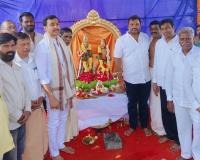 శ్రీ వీరబ్రహ్మేంద్రస్వామి తృతీయ వార్షికోత్సవంలో పరమేశ్వర్ రెడ్డి పాల్గొన్నారు