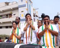 ప్రత్యర్థులవి ‘సొల్లు కబుర్లు’.. మావి చేతల పనులు