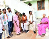 అభివృద్ధి, సంక్షేమమే లక్ష్యంగా 4వ వార్డులో ఎమ్మెల్యే మేఘారెడ్డి ప్రచారం