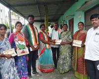 19వ వార్డులో కాంగ్రెస్ అభ్యర్థి విజయకుమారి విస్తృత ప్రచారం.