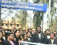 యువతి అడ్వకేట్ స్వప్న హత్యపై బార్ అసోసియేషన్ల ఆగ్రహం