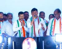 గెలిపించే బాధ్యత మీది.. అభివృద్ధి నాది!