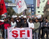 క్యాంపస్‌లలో కుల వివక్ష నిర్మూలనకు ఎస్‌ఎఫ్‌ఐ భారీ ర్యాలీ