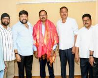 మల్కాజిగిరి మున్సిపల్ కార్పొరేషన్ ప్రధమ కమిషనర్‌కు శుభాకాంక్షలు తెలిపిన  ఎమ్మెల్యే