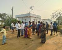 మణిగిళ్లలో మార్నింగ్ వాక్ సందర్భంగా నీటి సమస్యలపై సమీక్ష