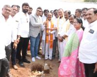 మల్లాపూర్‌లో మండల పరిషత్ ప్రాథమిక పాఠశాలకు భూమిపూజ