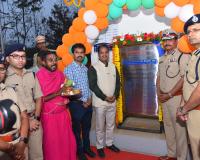 పోలీస్ శిక్షణ కేంద్రంలో ఫిల్లింగ్ స్టేషన్ ను ప్రారంభించిన డి జి పి 