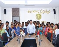 15లోపు పట్టాలిస్తాం.. ఇందిరమ్మ ఇళ్లు కట్టిస్తాం!