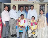 డాక్టర్ కాపా చంద్రకళను  సన్మానించిన లయన్స్ క్లబ్ జిల్లా  320ఈ గవర్నర్..