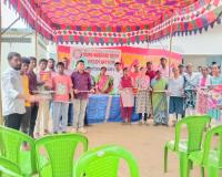 10వ తరగతి విద్యార్థులకు పరీక్ష సామగ్రి పంపిణీ...