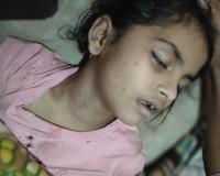 చీర మెడకు చుట్టుకుని ప్రమాదవశాత్తు బాలిక మృతి