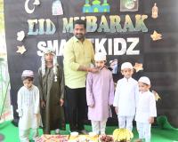 స్మార్ట్ కిడ్జ్ పాఠశాలలో భక్తిశ్రద్ధలతో రంజాన్ వేడుకలు