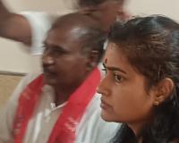 రైతుల సమస్యలపై తక్షణ చర్యలు తీసుకోవాలంటూ కలెక్టర్‌కు వినతి