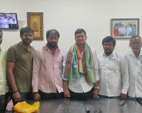 కటింగ్ షాపులకు ఉచిత విద్యుత్ కొనసాగింపు – ముప్పు శ్రీనివాస్ రెడ్డి