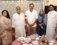 రంజాన్ సందర్భంగా ముస్లిం కుటుంబాలను కలిసిన ఎమ్మెల్యే బండారి లక్ష్మారెడ్డి