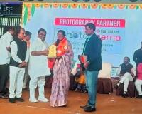 మహిళా శక్తికి ప్రతీకగా నిలిచిన కందికట్ల పద్మ