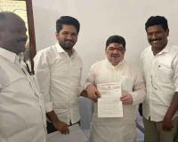 హుజురాబాద్‌కు మరిన్ని బస్సులు… రవాణా సదుపాయాల కోసం ప్రణవ్ వినతి