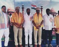 ఆక్స్‌ఫర్డ్ పాఠశాలలో జాతీయ పతాక ఆవిష్కరణ